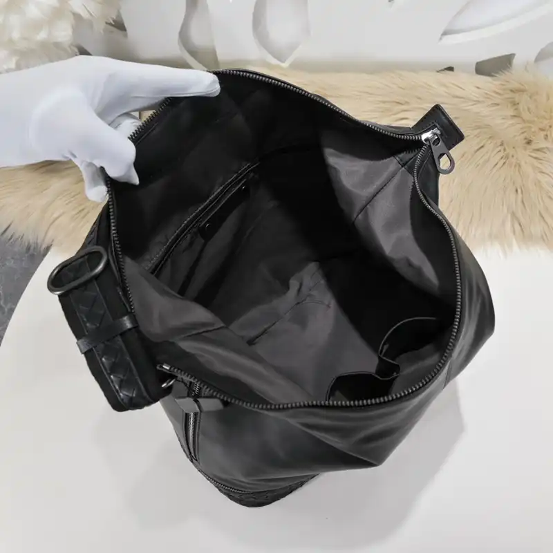 b0tt*ga Ven*ta bags 2411ya0051