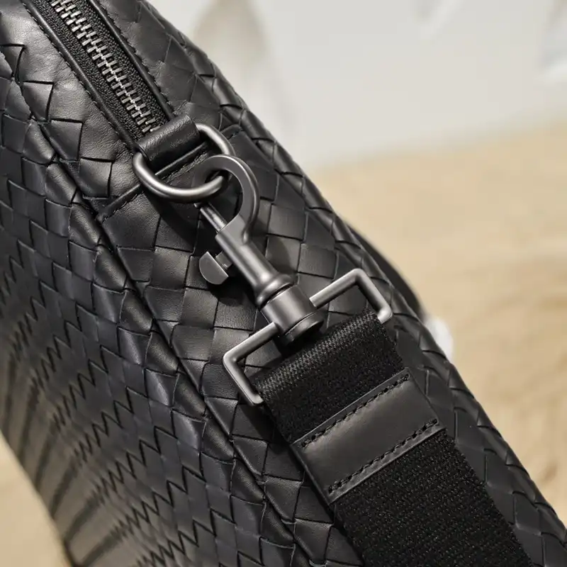 b0tt*ga Ven*ta bags 2411ya0059