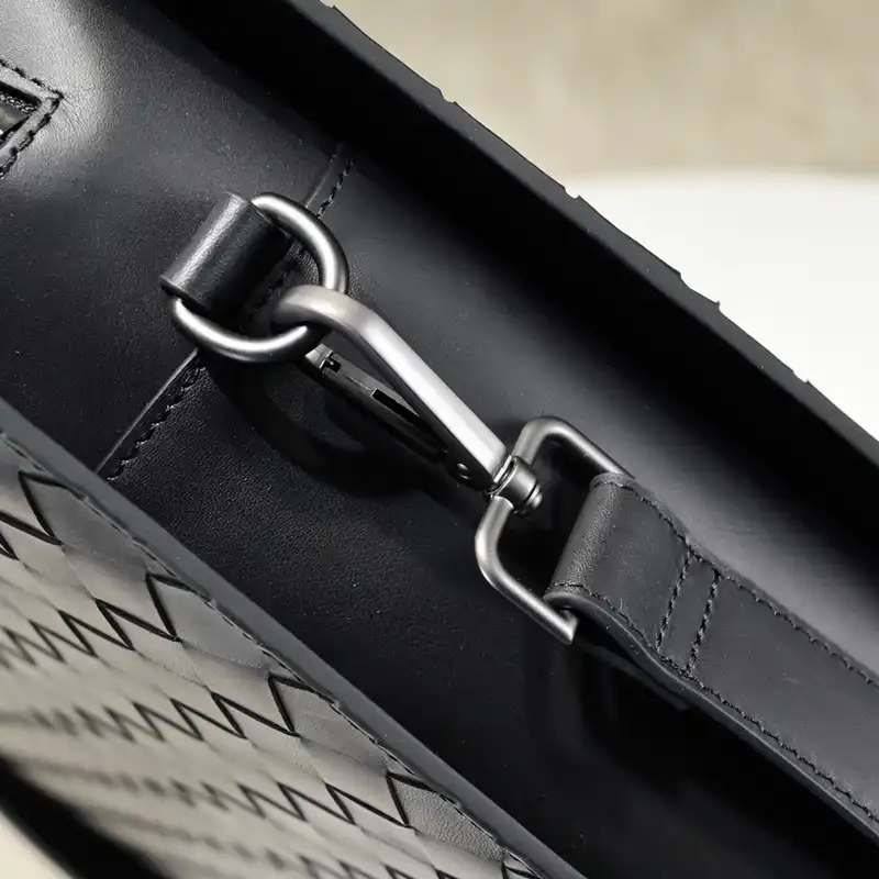 b0tt*ga Ven*ta bags 2411ya0061