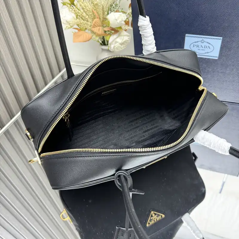 Pra*a bags 2411ya0105