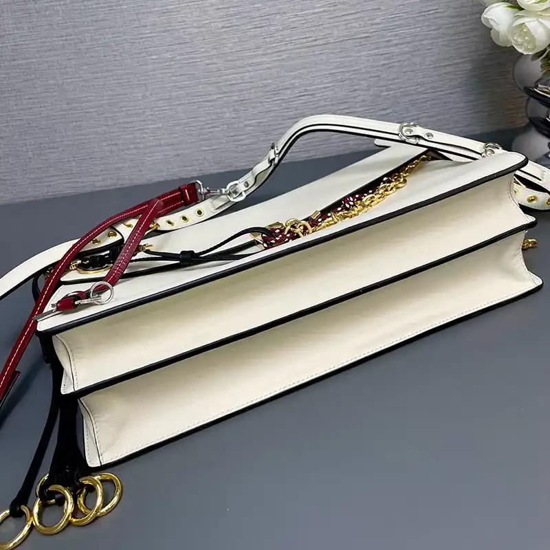 Pra*a bags 2411ya0118