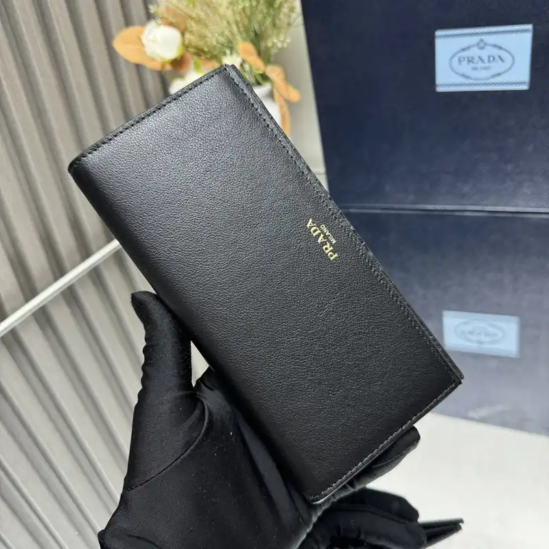 Pra*a bags 2411ya0124