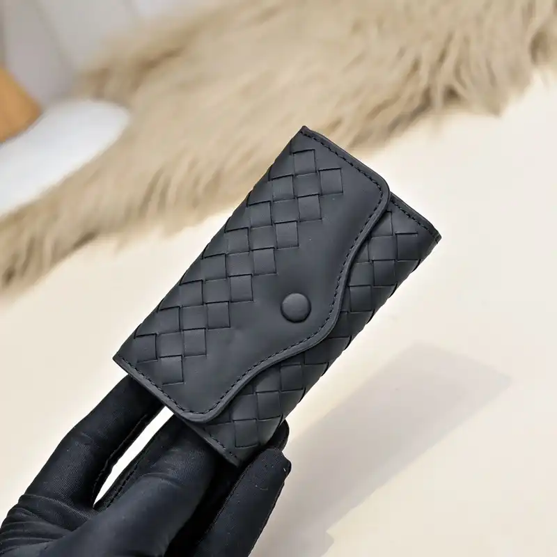 b0tt*ga Ven*ta bags 2411ya0135