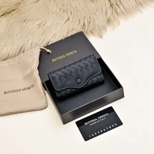 b0tt*ga Ven*ta bags 2411ya0135