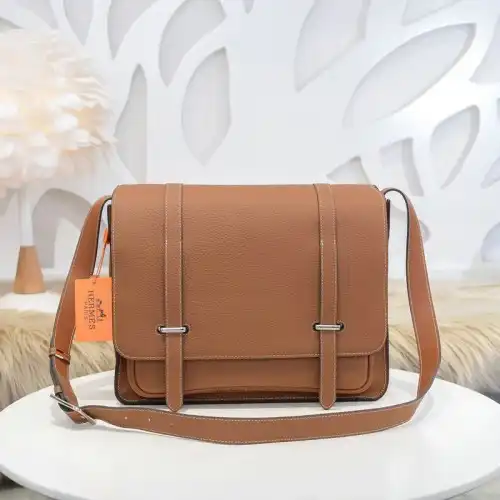 H**me5 bags 2012sh0085