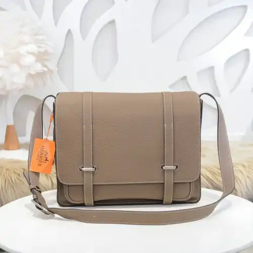 H**me5 bags 2012sh0086