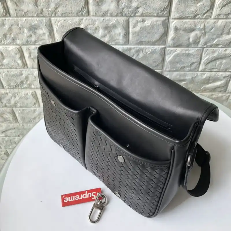 b0tt*ga Ven*ta bag 20ya11037