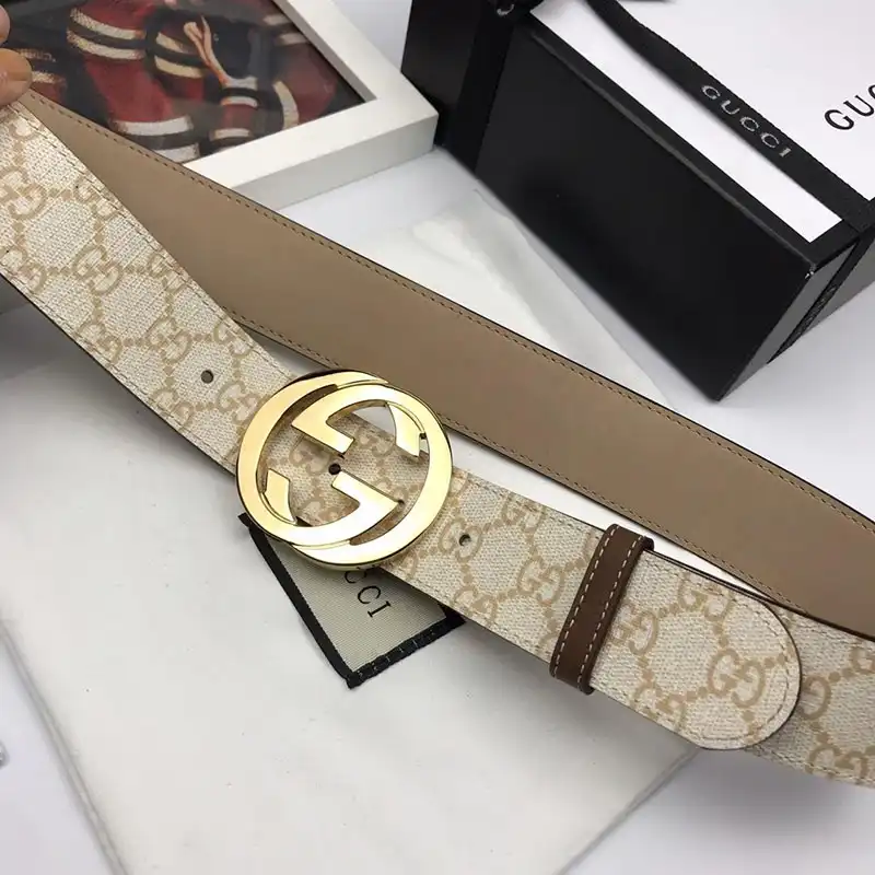 G*u*i s belts 19bl0088