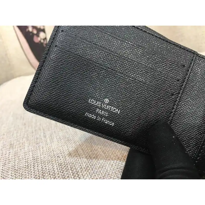 LV Bags 19T1L0620