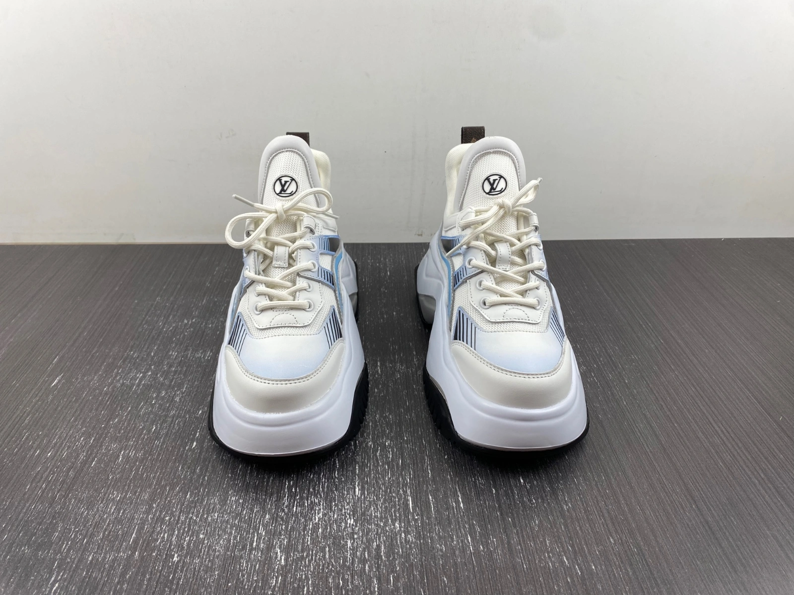 quickdry 1 Vvtt0n archlight sneakers lv 2135