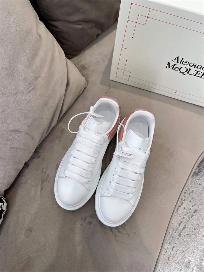 comfortfit a1exa*der Mcqv*en oversized 2576