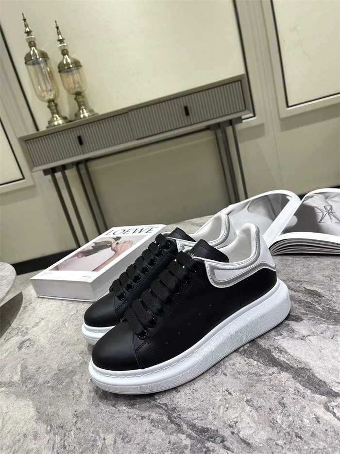 a1exa*der Mcqv*en oversized sleek 2586