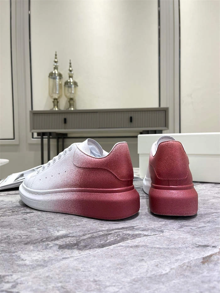 a1exa*der Mcqv*en oversized stylish 2592