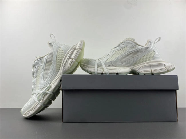 elegant Ba1en*iaga  phantom sneaker 734734 w3xlg 4328