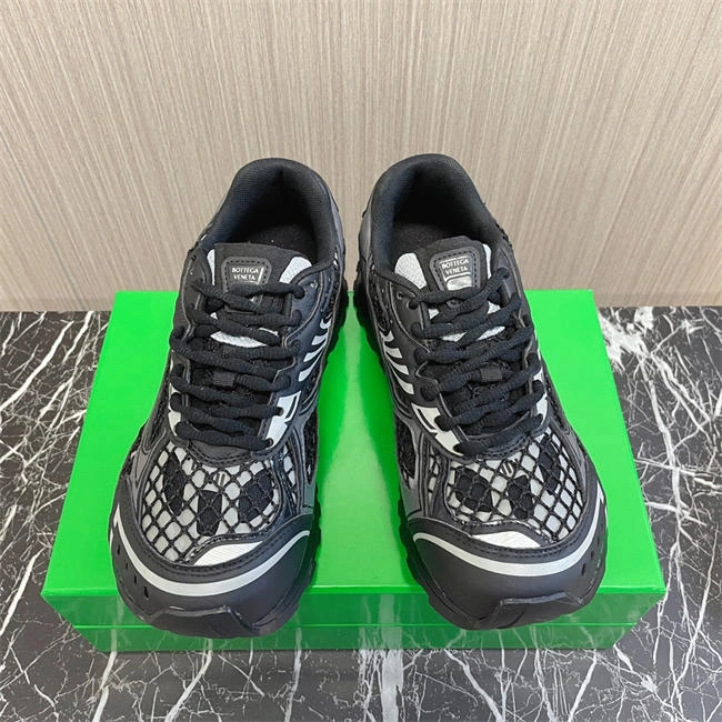 b0tt*ga Ven*ta sneaker streetready 2606