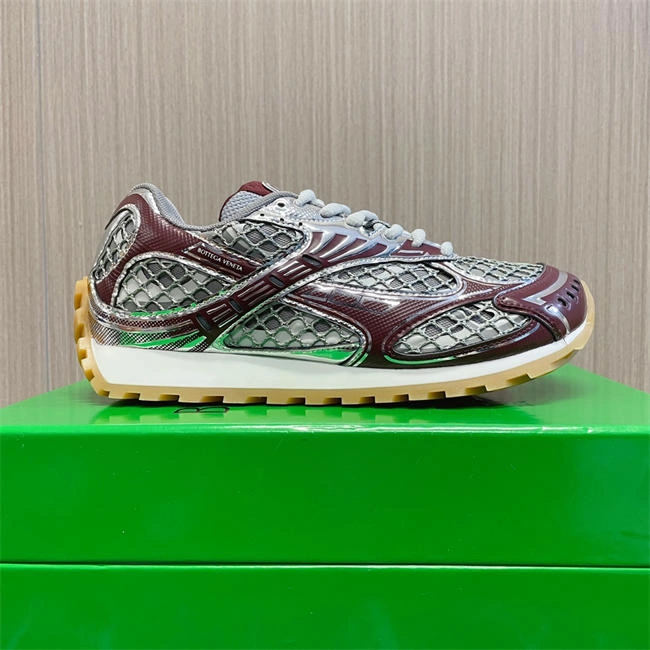 b0tt*ga Ven*ta sneaker timeless 2605