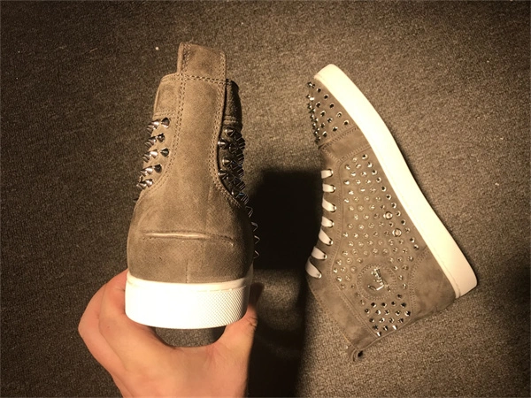 trendsetting Chr1st1an louboutin 2700