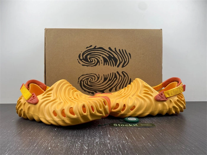 Cr0c5 pollex clog by salehe bembury cobbler 207393- softtouch 5594