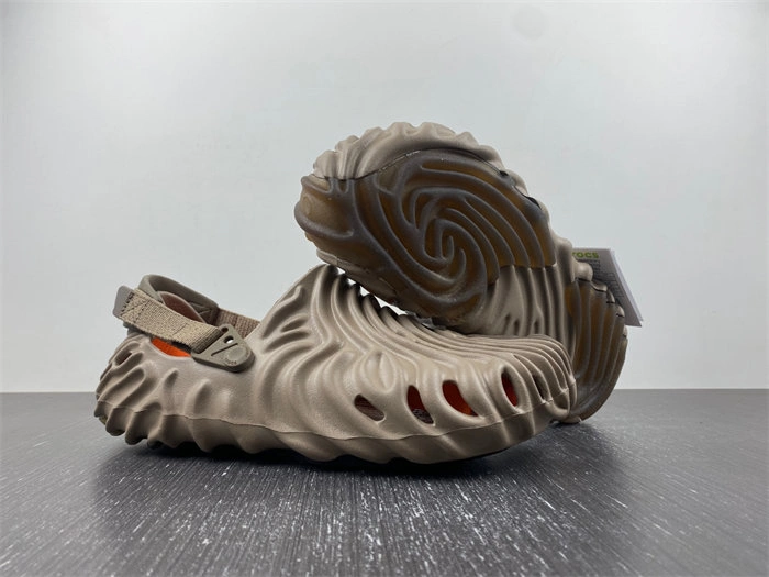 Cr0c5 pollex clog by salehe bembury menemsha 207393- modern 5592