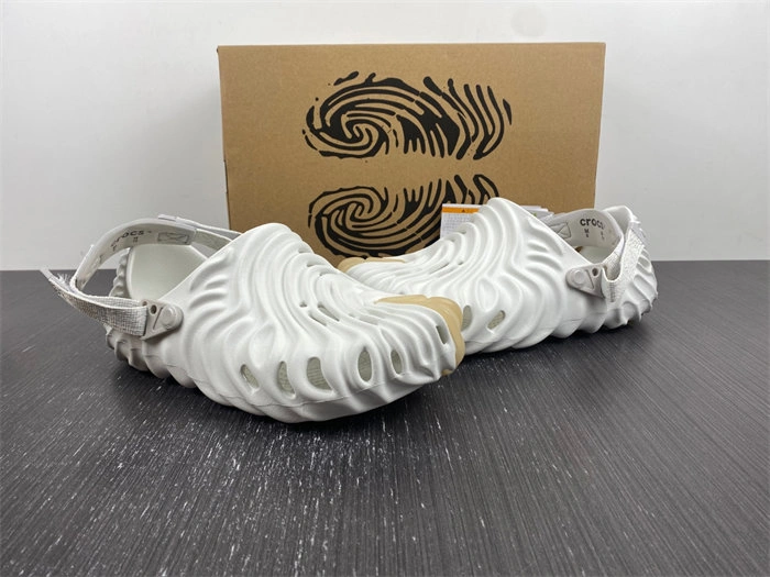 Cr0c5 pollex clog by salehe bembury stratus 207393-1cn youthful 5602