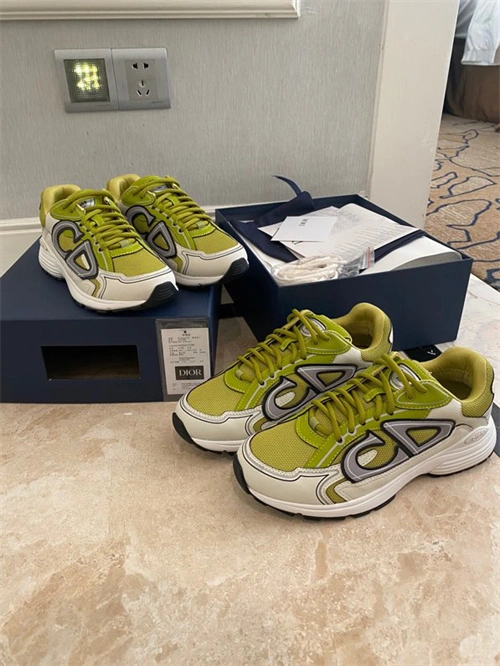 Sporty DR B30 Sneakers 1087