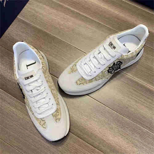 Affordable DR Sneaker 1125