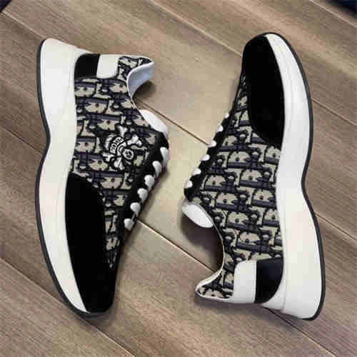 DR Sneaker Unisex 1127