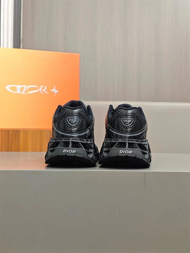 S*pportive d10r b35 dr1823- 1067