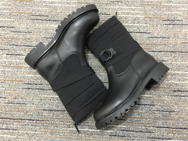 timelessdesign D10r boot 1350
