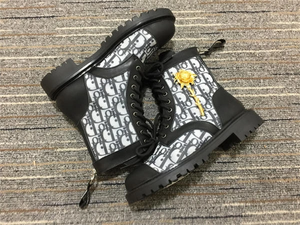 newstyle D10r boot 1363