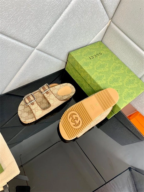 Comfortable Gocci Slipper 5738