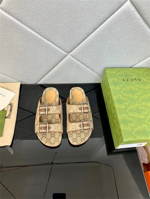 Comfortable Gocci Slipper 5738