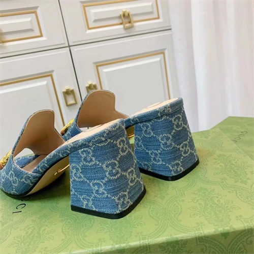 Gocci Slipper Versatile 5639