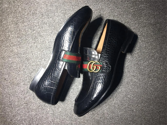 bold G*u*i loafer 312