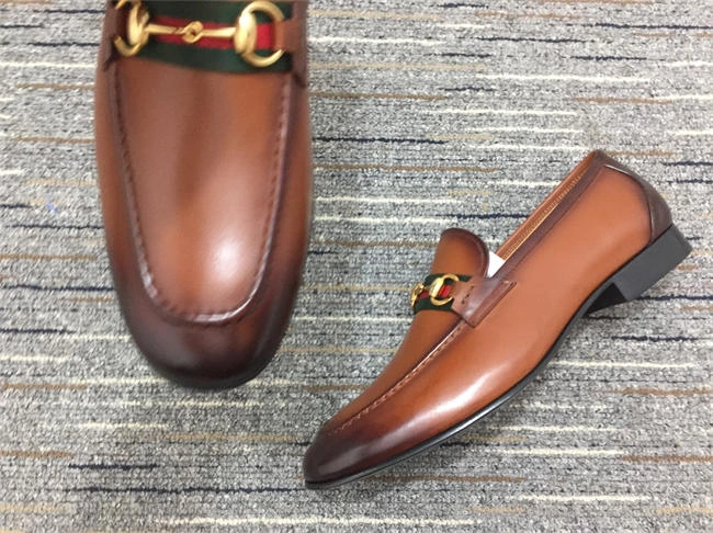 G*u*i loafer bold 349