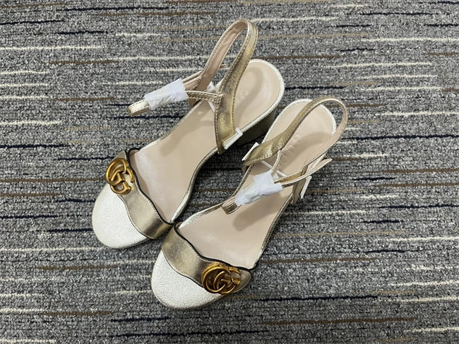 G*u*i pump comfortable 536