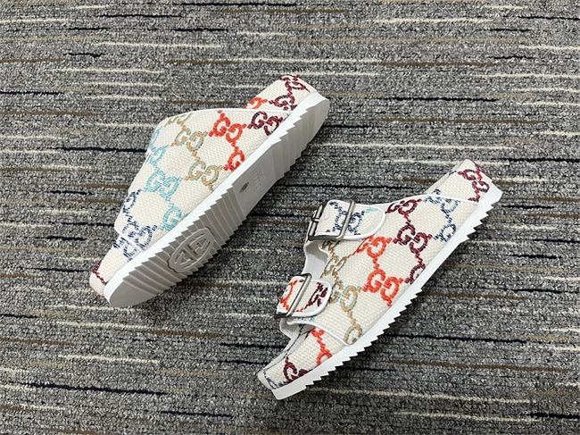 chic G*u*i slide 388