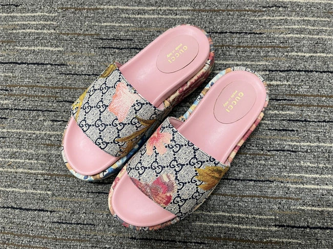 moisturewicking G*u*i slide 393