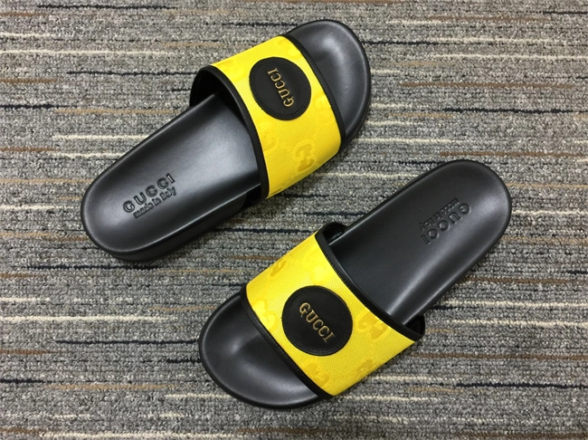 G*u*i slide fashionforward 412