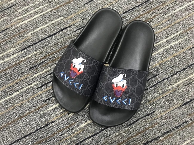 G*u*i slide sunprotective 377