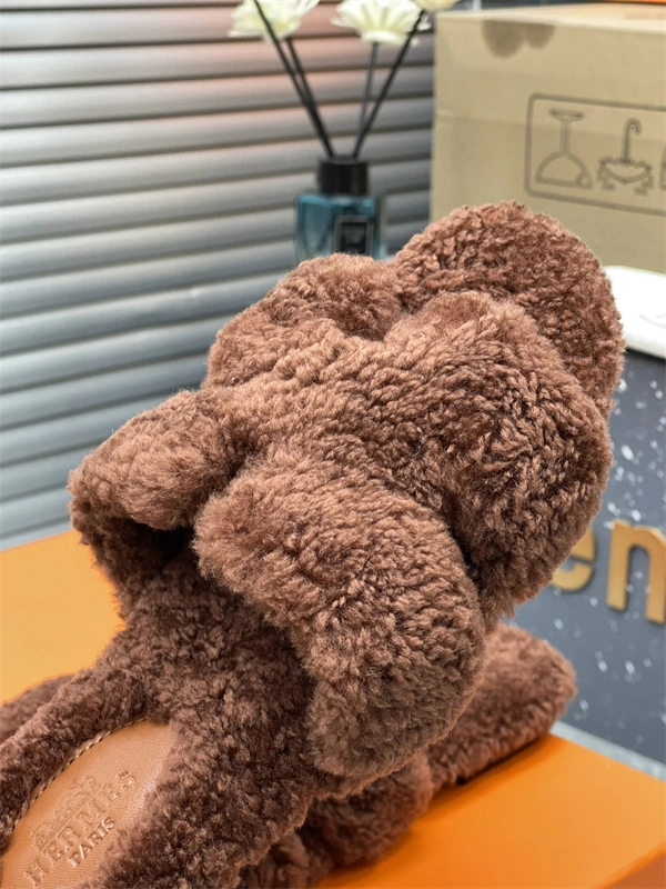 H Slipper Bright 2313