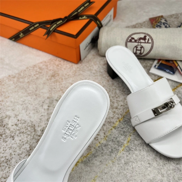 h slipper S*pportive 2363