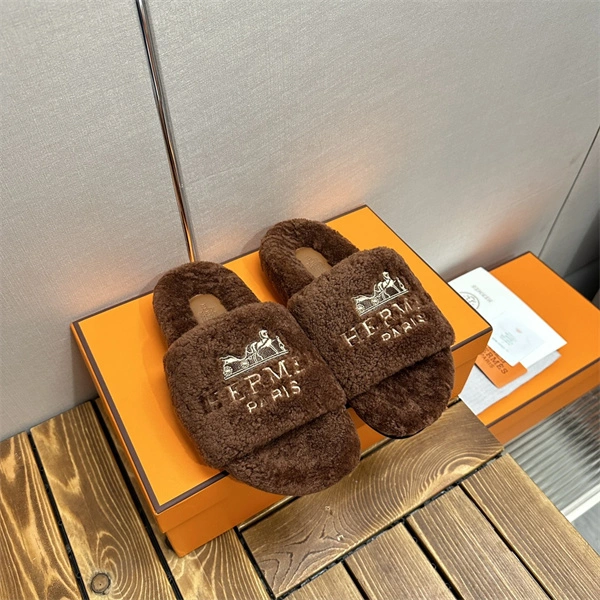 Affordable H Slipper 2381