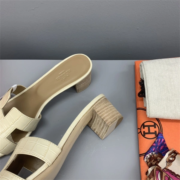 Timeless H Slipper 2385