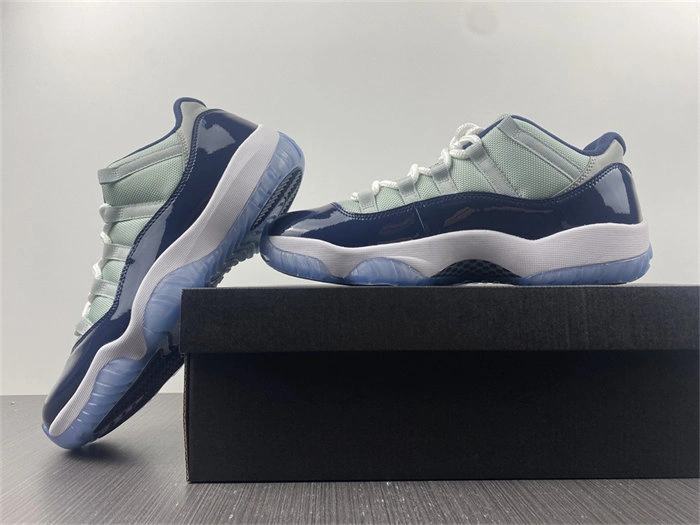 Jordan 11 Retro Low Georgetown 528895- Sporty 4110