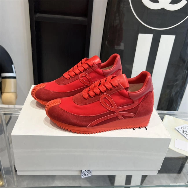 vibrant L0ew* sneaker 2478