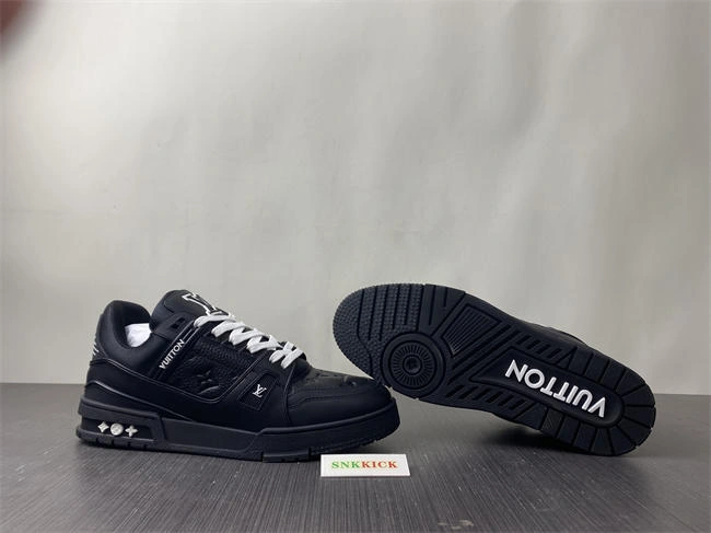 compact l0vis Vvtt0n 1647