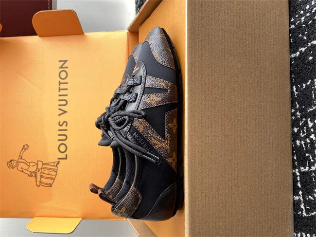 l0vis Vvtt0n weatherproof 1662