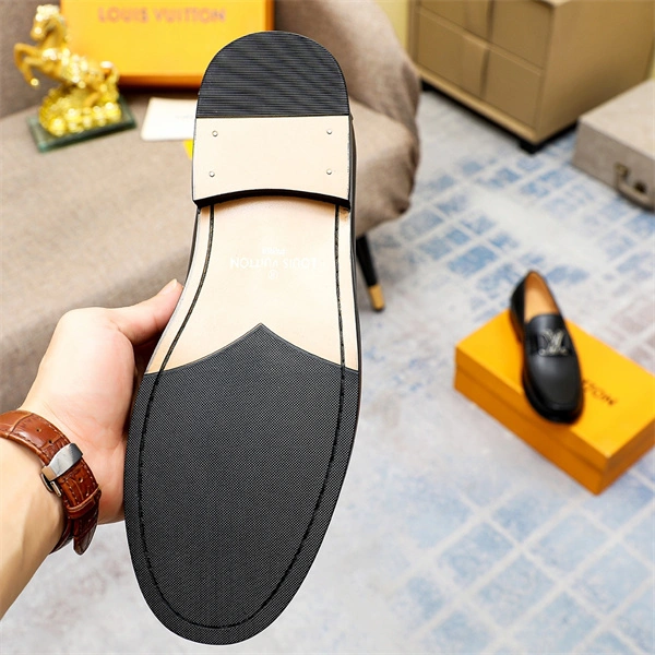 S*pportive lv loafer 1898