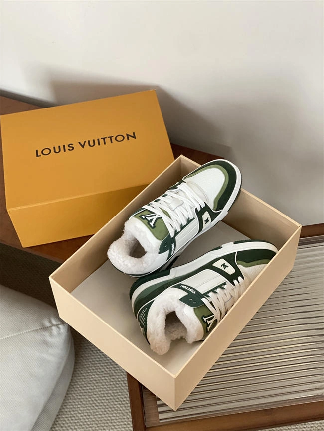 Lv Trainer Sneaker Durable 2041